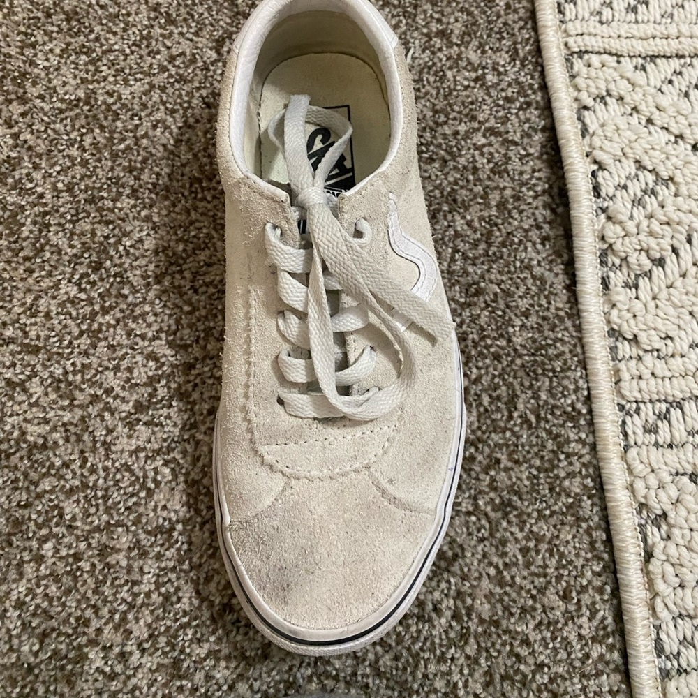 Suede skate vans!